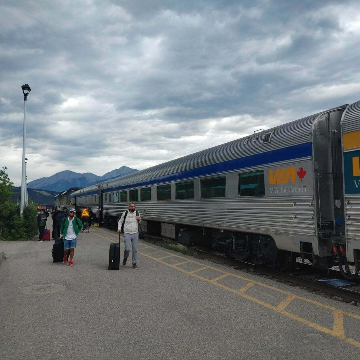Visiting canada s national parks by train lol lmao ben goes hiking